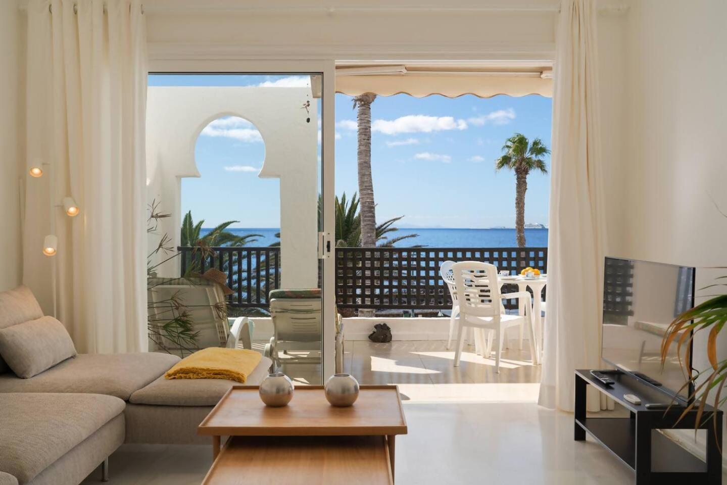 Magnifico Alojamiento Con Vistas Al Oceano Costa Teguise Exterior photo